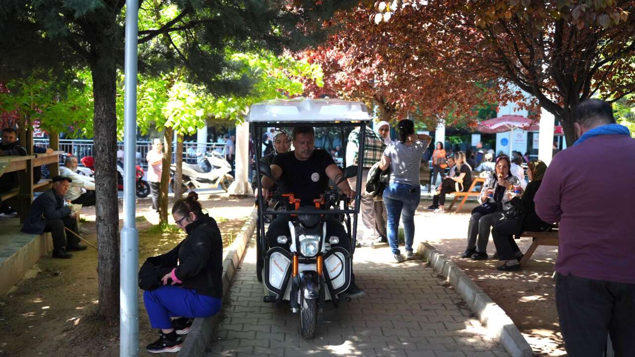 Muğla Eğitim Araştırma Hastanesinde Yaşlı ve Engelli Hastalara VİP Ulaşım Hizmeti 6